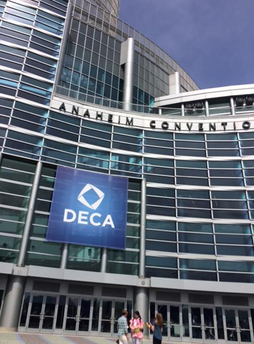 DECA flies to compete in California