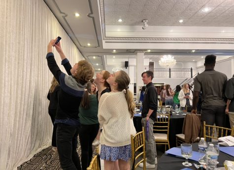 The last activity at the C.L.E.A.R. workshop was for students to take as many selfies with as many other people as possible.