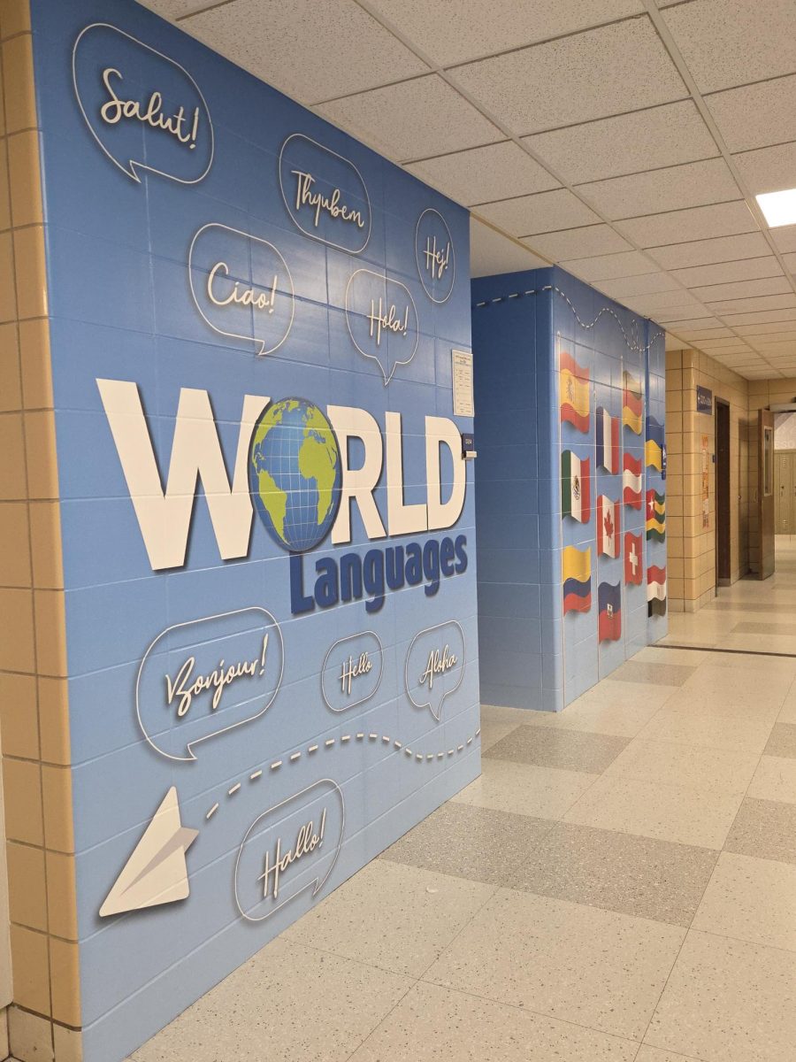 A new mural by the A/D Hallway intersection on the second floor welcomes students to the world languages hallway where the majority of classes are held.