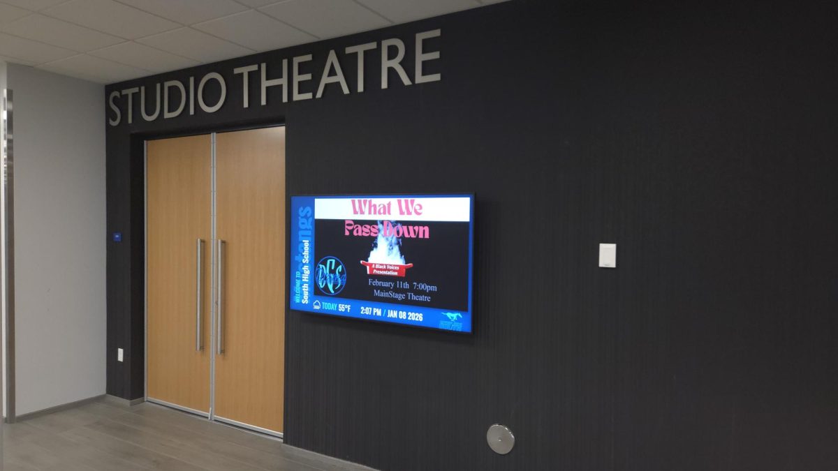 DGS Drama prepares to host their Improv show in the Studio Theatre